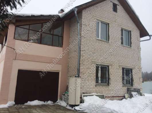Продам дом в Солнечногорск.Жилая площадь 130  кв.м.Есть Канализация, Электричество.