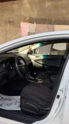 Hyundai Sonata 2010 года белая в Нальчике фото 4
