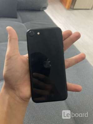 IPhone SE 2020 128нь в Челябинске фото 3