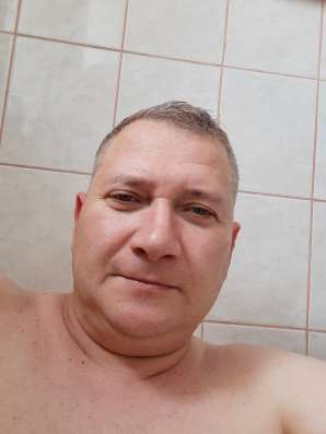 Valentyn, 53 года, хочет пообщаться
