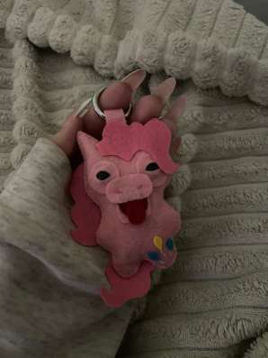 игрушка брелок из фетра пинки пай