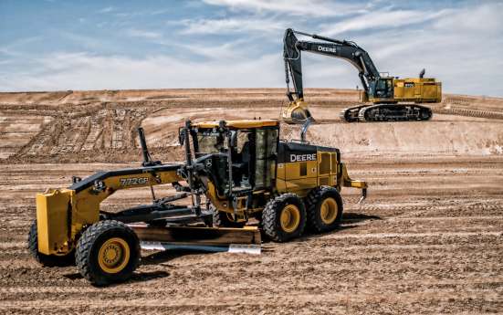 Автогрейдер John Deere 772G в Туле