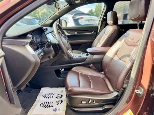 Cadillac XT6 Sport в Королёве фото 9
