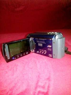 Срочно! Видеокамера JVC Everio GZ-HM330AER фото 6