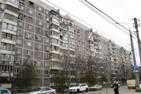 Продам двухкомнатную квартиру в Краснодар.Жилая площадь 53,10  кв.м.Этаж 10.Дом панельный.