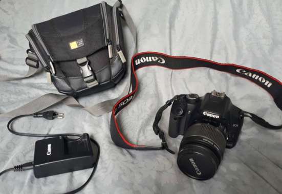Зеркальный фотоаппарат canon 450D