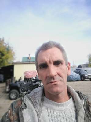 Роман, 46 лет, хочет пообщаться