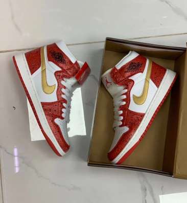Кроссовки Nike в Бийске фото 4