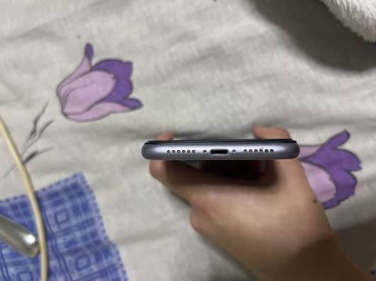 Продаётся iPhone 11 в Майкопе