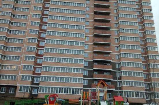 Продам однокомнатную квартиру в Краснодар.Жилая площадь 36  кв.м.Этаж 4.Дом кирпичный.