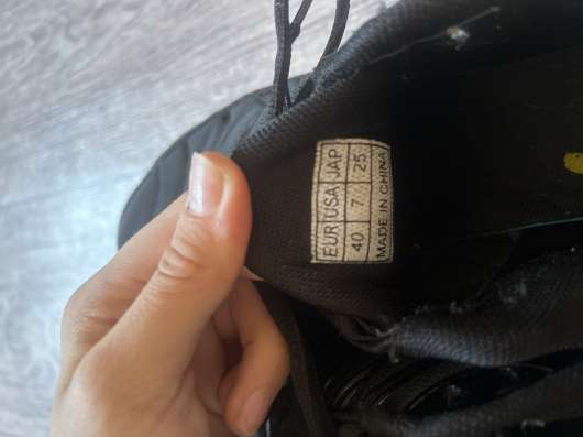 Кросовки Nike женские в Мурманске