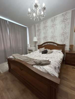 Кровать спальная 160 см +матрас