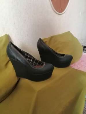 Продаются босоножки чёрные