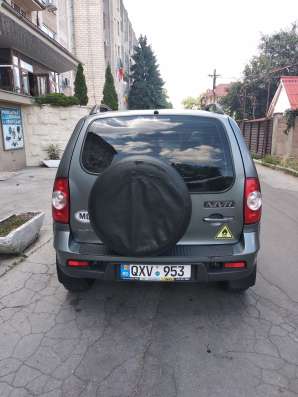 Компания продает Chevrolet Niva фото 9