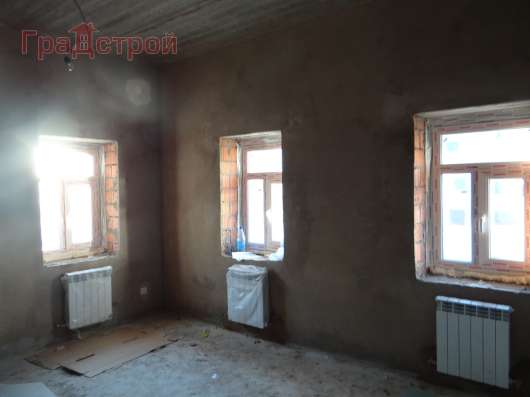 Продам многомнатную квартиру в Вологда.Жилая площадь 157  кв.м.Этаж 1.Дом кирпичный. в Вологде