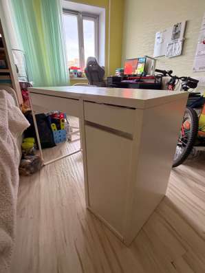 Продам письменный стол