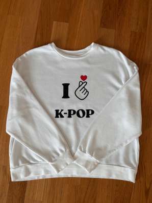 Свитшот «l ♥️ k-pop»