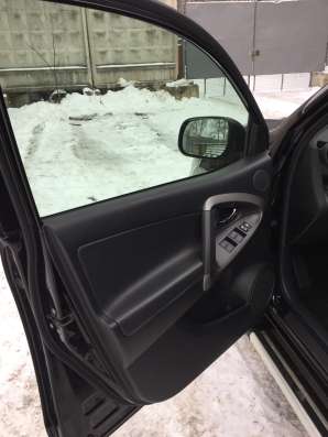 Продам автомобиль Toyota RAV4 в Москве фото 10