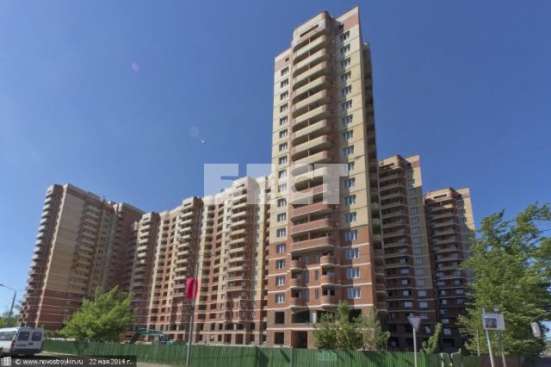 Продам однокомнатную квартиру в г.Троицк. Жилая площадь 43 кв.м. Дом монолитный. Есть балкон.