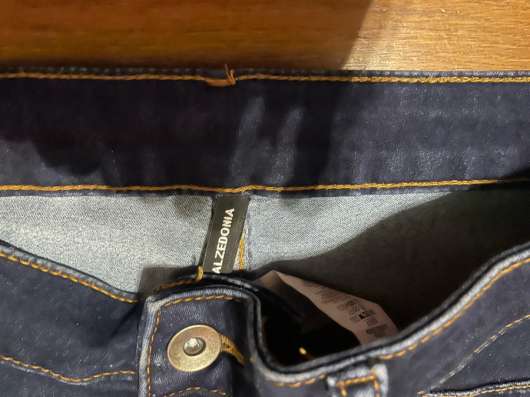 Calzedonia L джинсы в Санкт-Петербурге