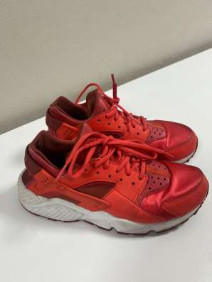 Кроссовки Nike