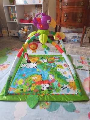 Музыкальный развивающий коврик с животными FISHER PRICE