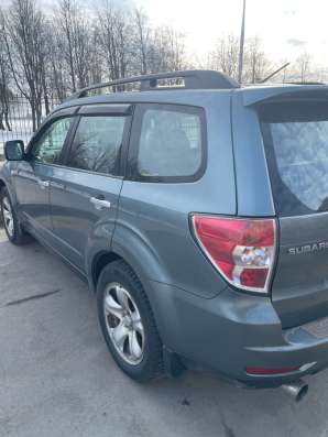 Продаю эксклюзивное авто в Санкт-Петербурге