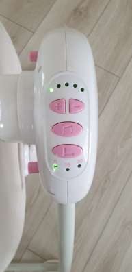 Электронные качели Lionelo Robin Pink в Москве фото 8