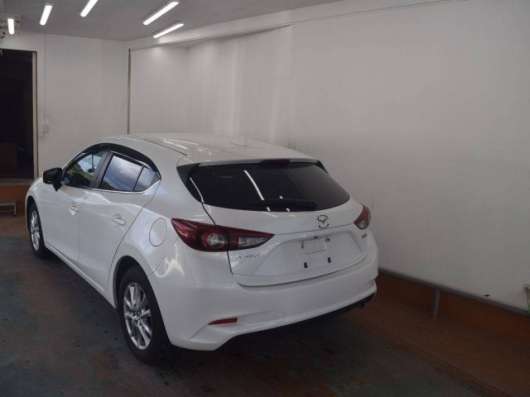 Mazda Axela в Владивостоке фото 7