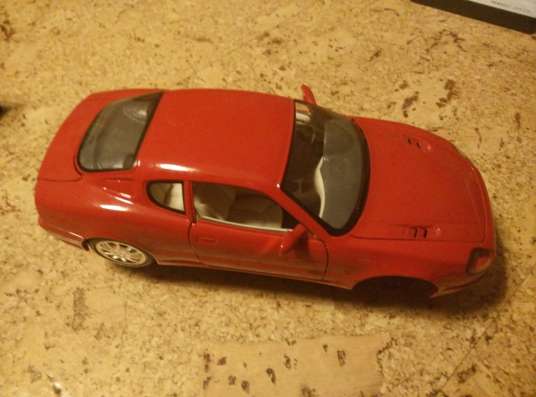 Maserati 3200 GT 1998 1/18 BBurago в Санкт-Петербурге фото 3