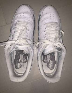 Skeleton Nike