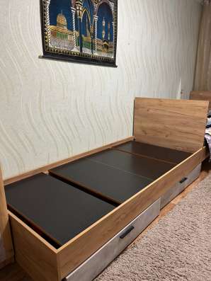 Кровать с матрасом в Тюмени