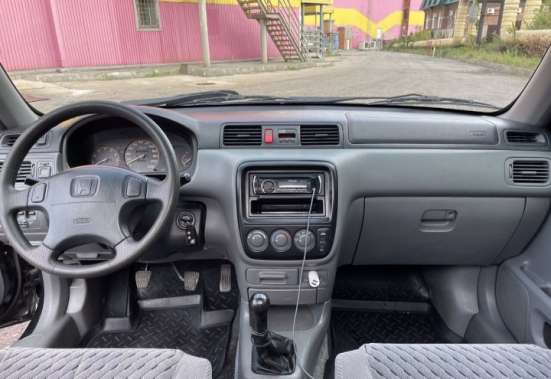 Honda cr-v 1998 год в Москве фото 4
