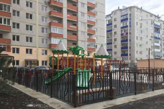 Продам однокомнатную квартиру в Краснодар.Жилая площадь 44,10  кв.м.Этаж 12.Дом кирпичный.