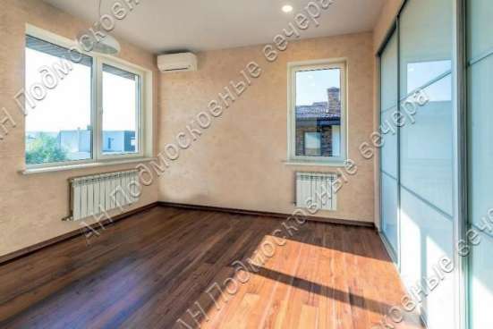 Продам коттедж в Москва.Жилая площадь 300  кв.м.Есть Канализация, Газ. в Москве фото 13