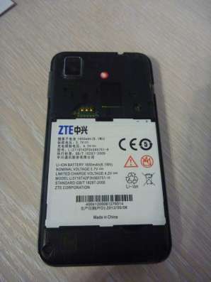Смартфон ZTE V880E Dual в Красноярске