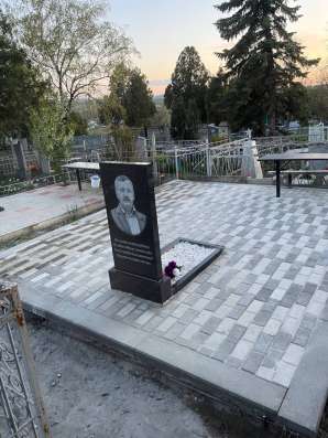 Памятники из мрамора и гранита в Лермонтове