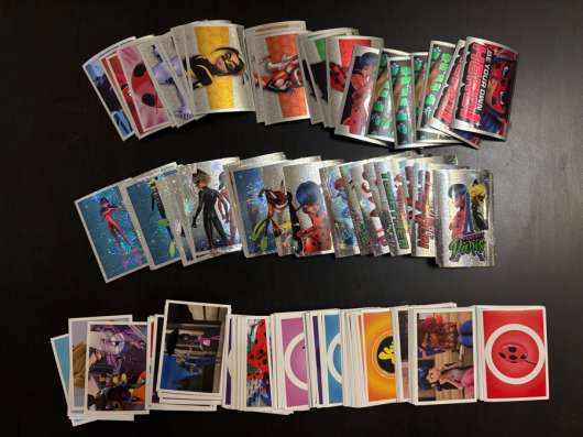Продам наклейки Леди Баг panini 10 лет