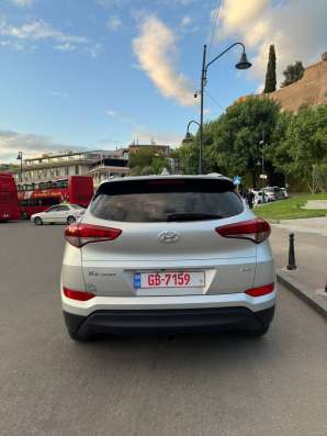 Hyundai Tucson в отличном состоянии фото 7