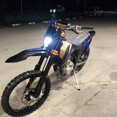 Полноразмерный энудро мотоцикл KEWS K16 CB250-F в Москве фото 4