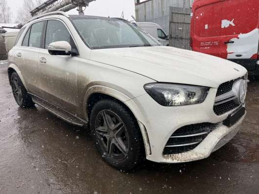 кроссовер MERCEDES GLE / 2022