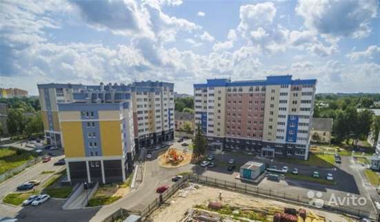 Продам однокомнатную квартиру в Тверь.Жилая площадь 45,40  кв.м.Этаж 3.Дом монолитный. в Твери