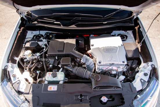 MITSUBISHI OUTLANDER PHEV GG2W в Хабаровске фото 13