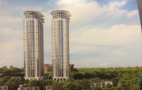 Продам однокомнатную квартиру в Москве. Жилая площадь 60 кв.м. Этаж 2. Дом монолитный.