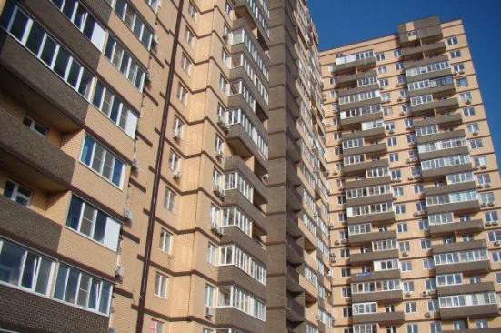 Продам однокомнатную квартиру в Краснодар.Жилая площадь 40  кв.м.Этаж 14.Дом кирпичный.