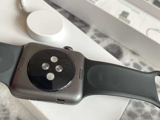 Продам Apple Watch 3 series 42mm в Хабаровске фото 9