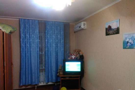 Продам однокомнатную квартиру в Краснодар.Жилая площадь 40  кв.м.Этаж 4.Дом панельный.