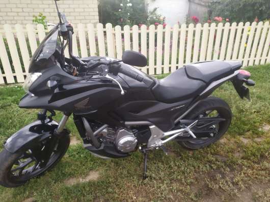 Мотоцикл Honda NK 700 фото 7