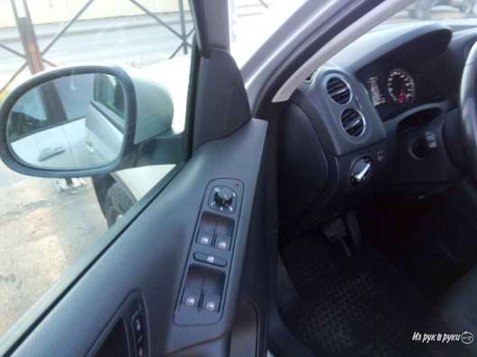 Продам срочно Volkswagen Tiguan 2015 в Казани фото 4