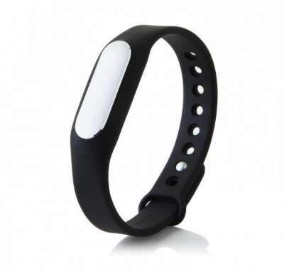 Фитнес браслет Xiaomi Mi Band - отличный в Омске